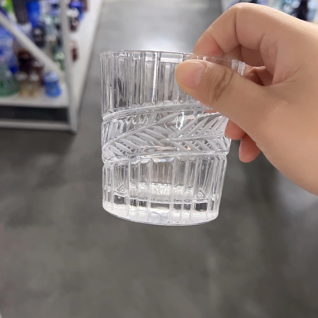 水晶玻璃高脚款微瑕一个