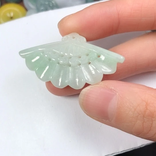 翡翠未镶嵌颈饰缅甸A货，每天1点半开播