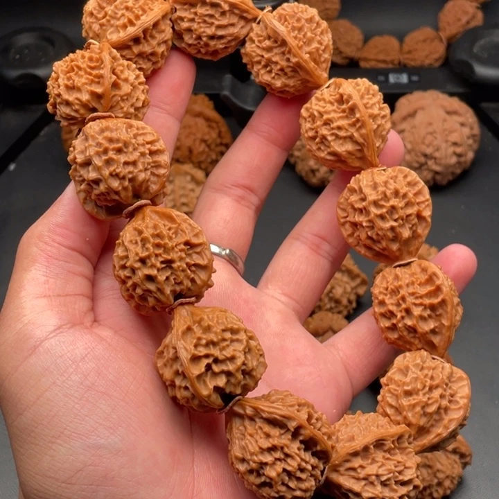 文玩核桃吊坠开***玩2珊瑚塔