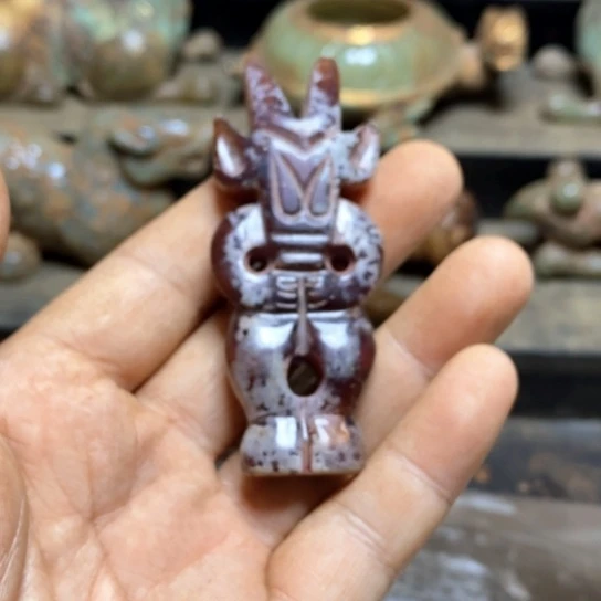 未镶嵌和田玉挂件共**光