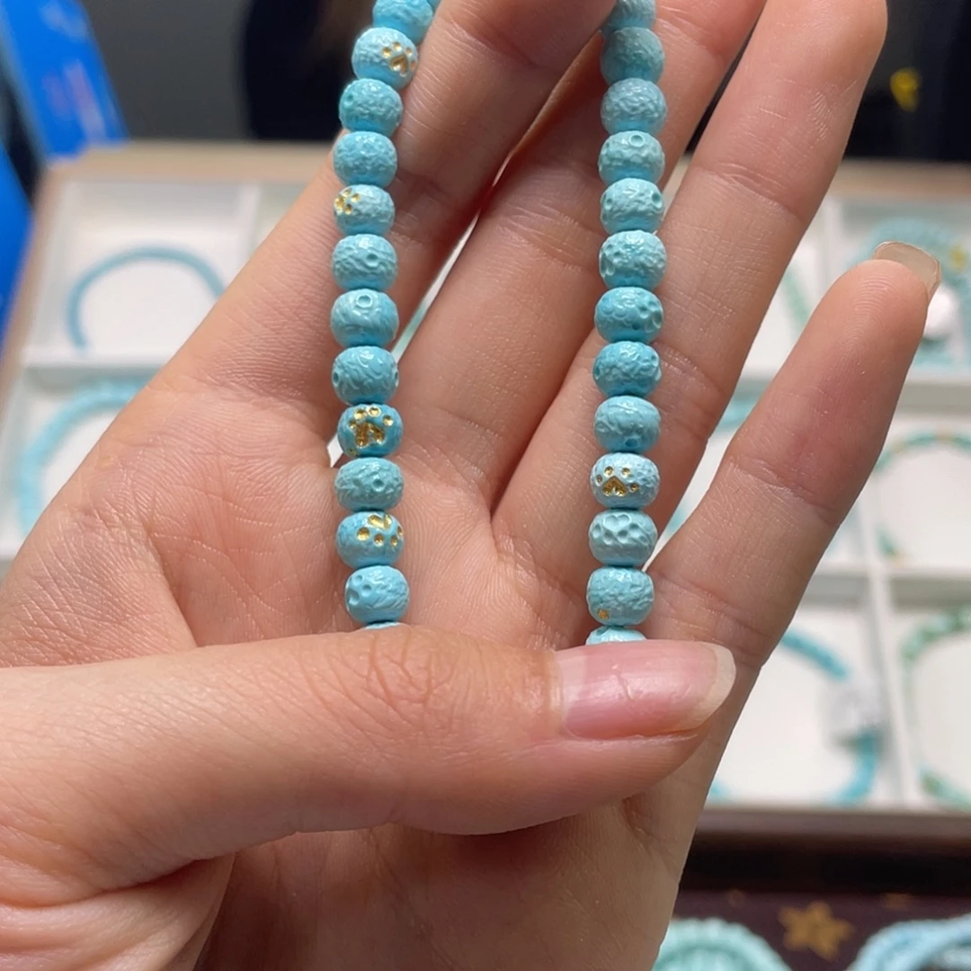 磊***绿松石未镶嵌珠宝奇石