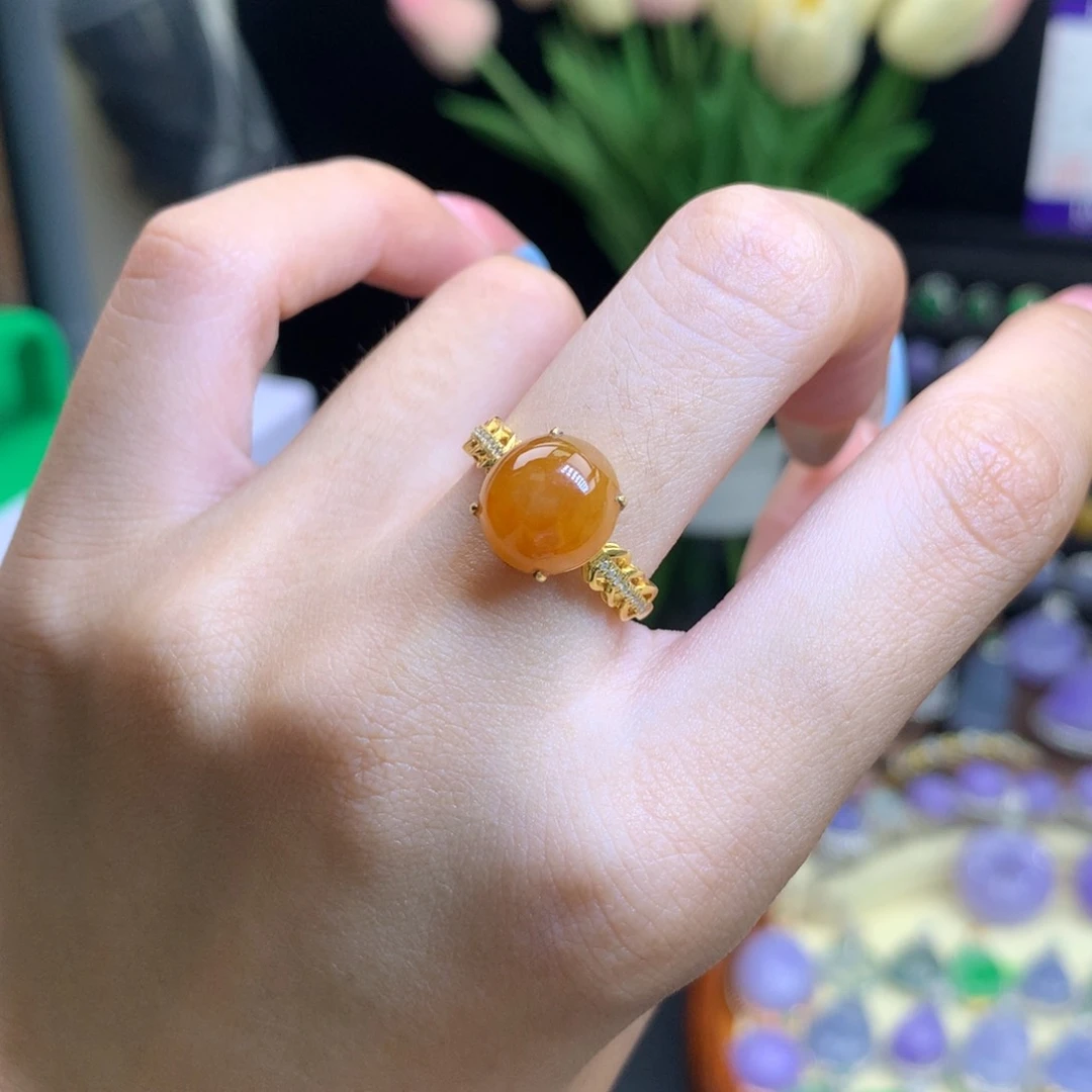 翡翠18K金镶嵌颈饰天然