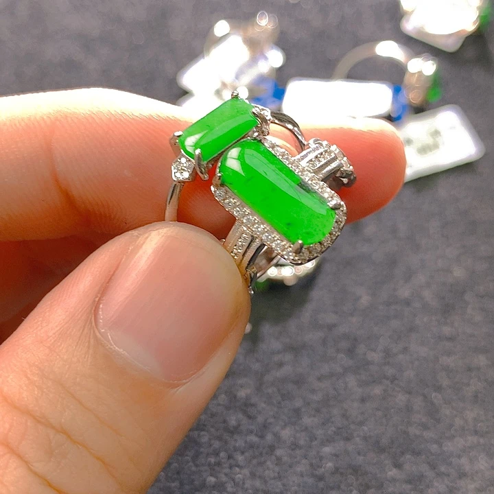 翡翠银S925镶嵌颈饰