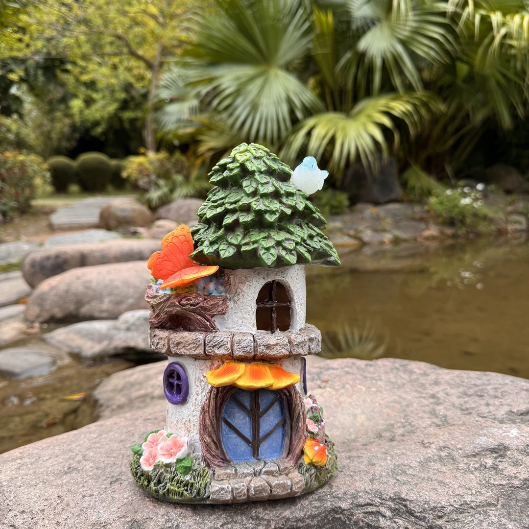 绿色发光精灵树屋树脂太阳能发光照明户外花园庭院造景布置装饰品