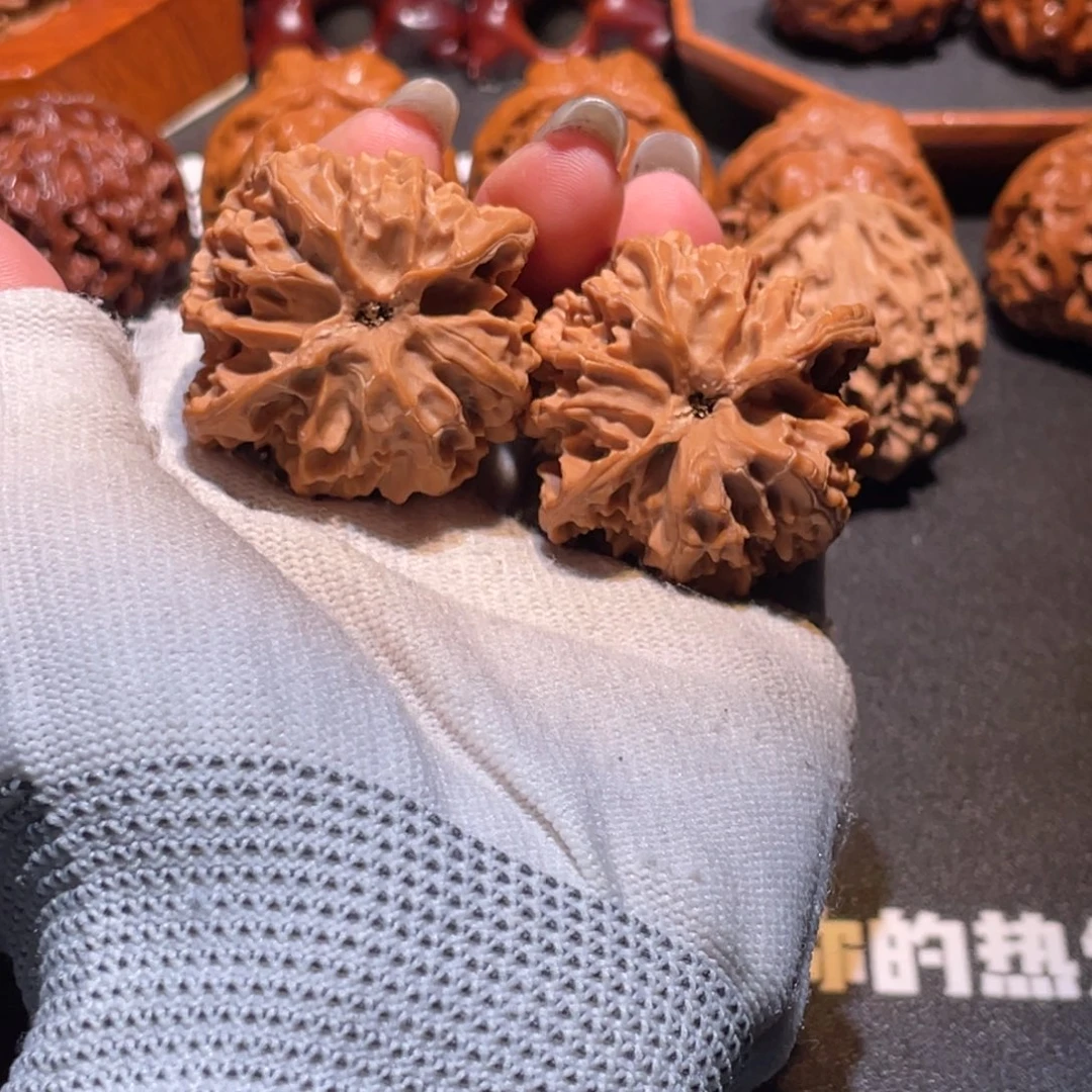 吊坠文玩核桃40.38苹果园9276