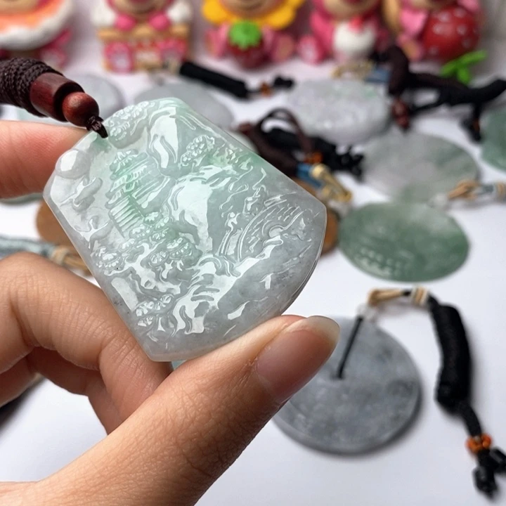 翡翠未镶嵌颈饰翡翠