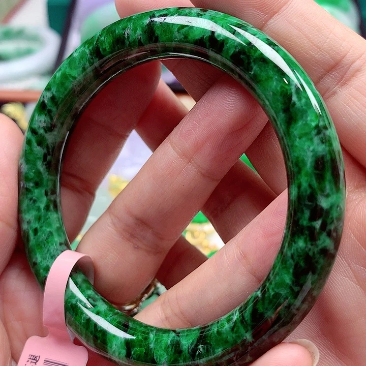 翡翠未镶嵌手镯翡翠