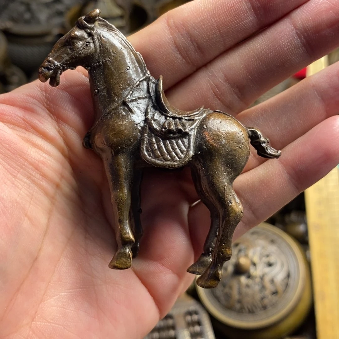 精美铜器做工精良