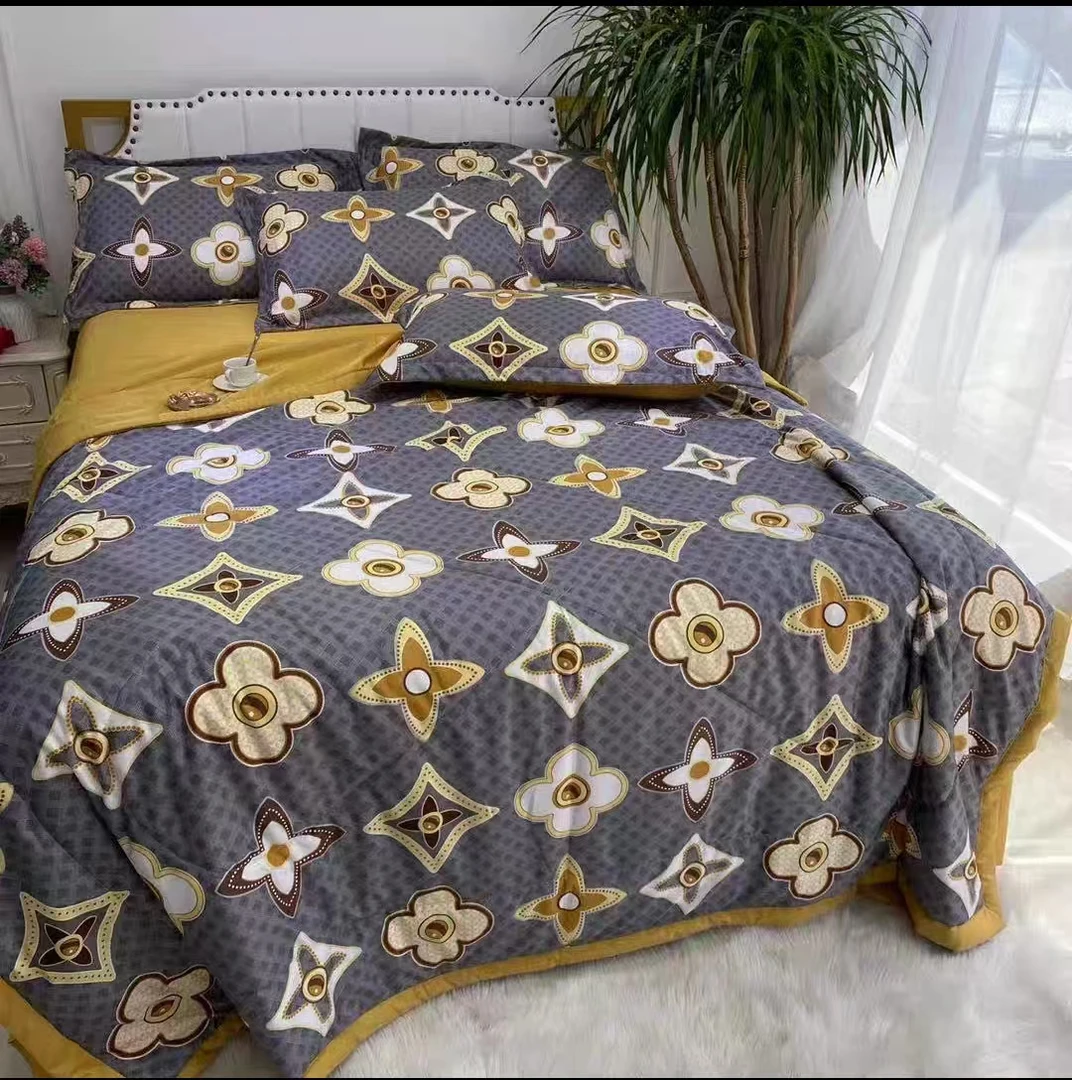 轻奢四叶草-灰色锦丝缎夏被四件套