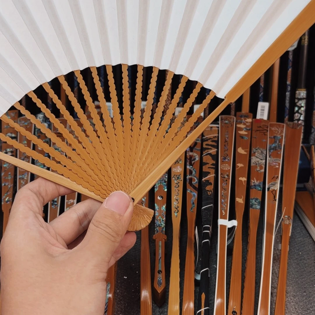 扇子纯手工制作工艺