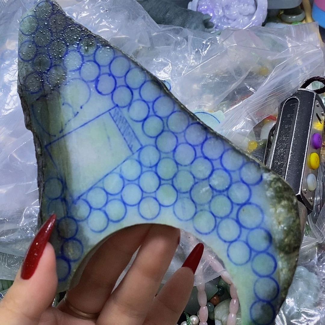 颈饰未镶嵌翡翠天然翡翠