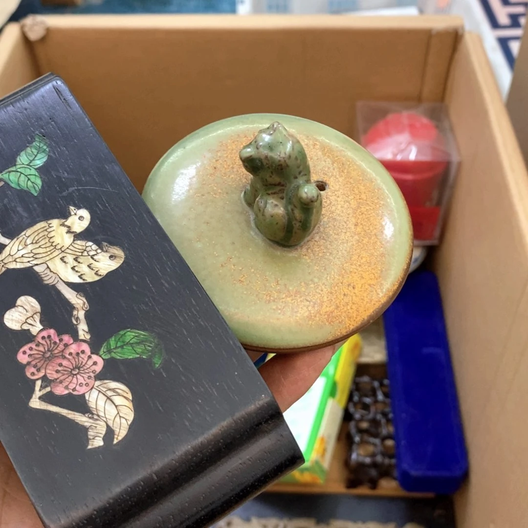 瓷片哈哈哈哈太好吃