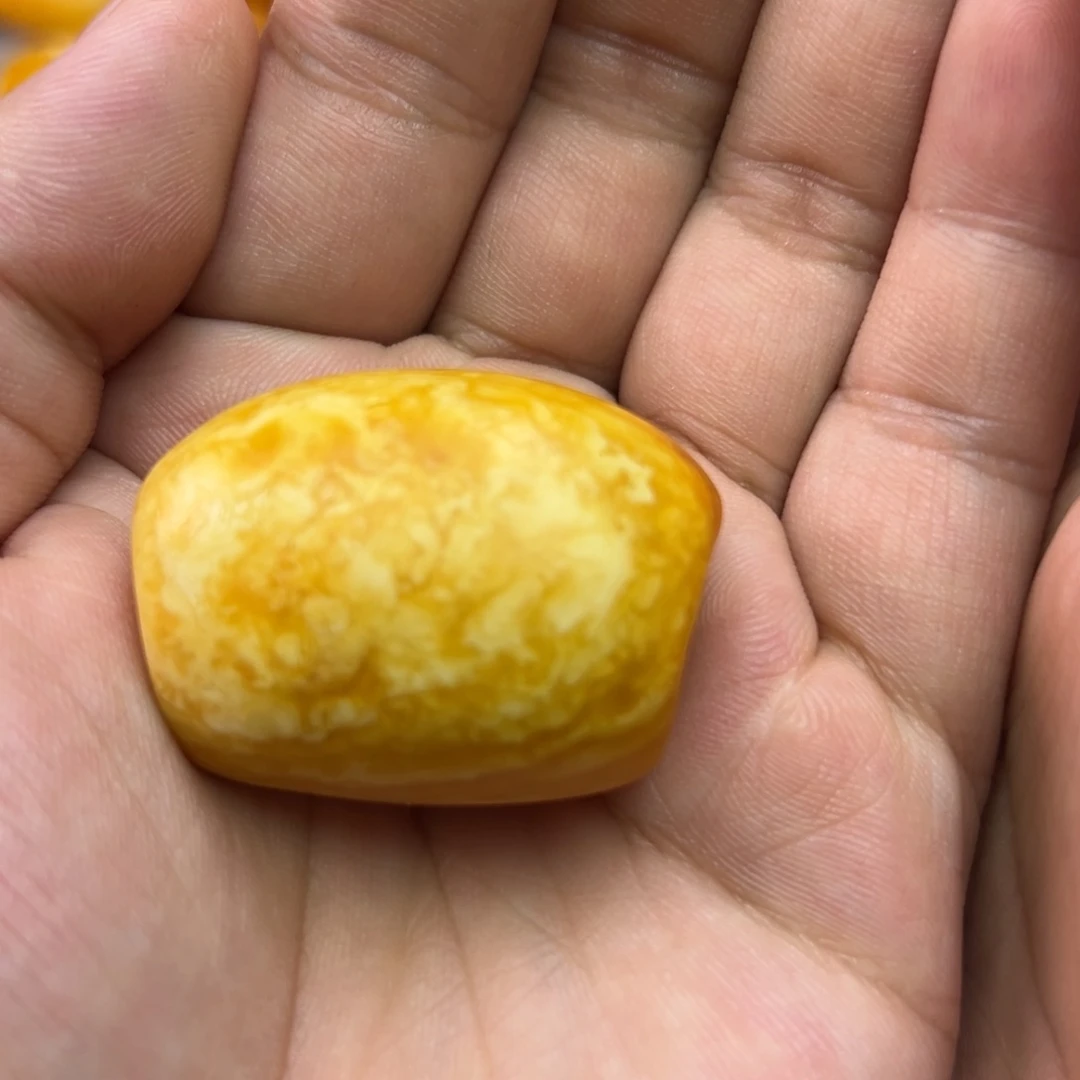 蜜蜡吊坠(不含链)未镶嵌