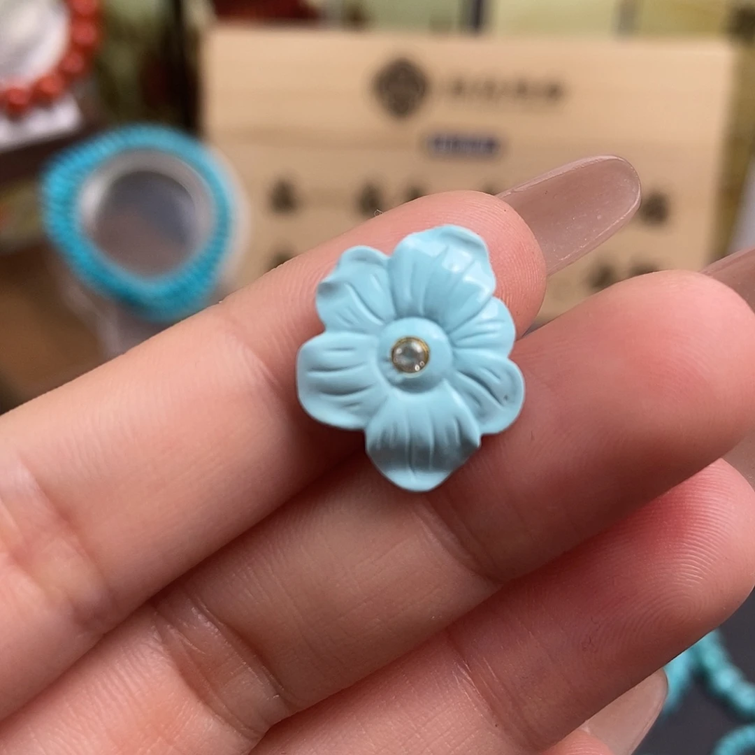 绿松石雕刻未镶嵌