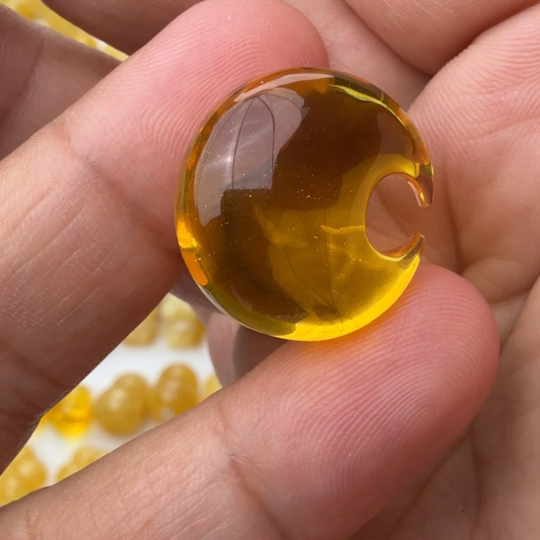 未镶嵌琥珀裸石3克