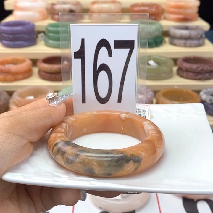 石英岩玉未镶嵌手镯