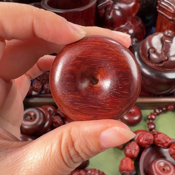 小叶紫檀手串/手链平安扣