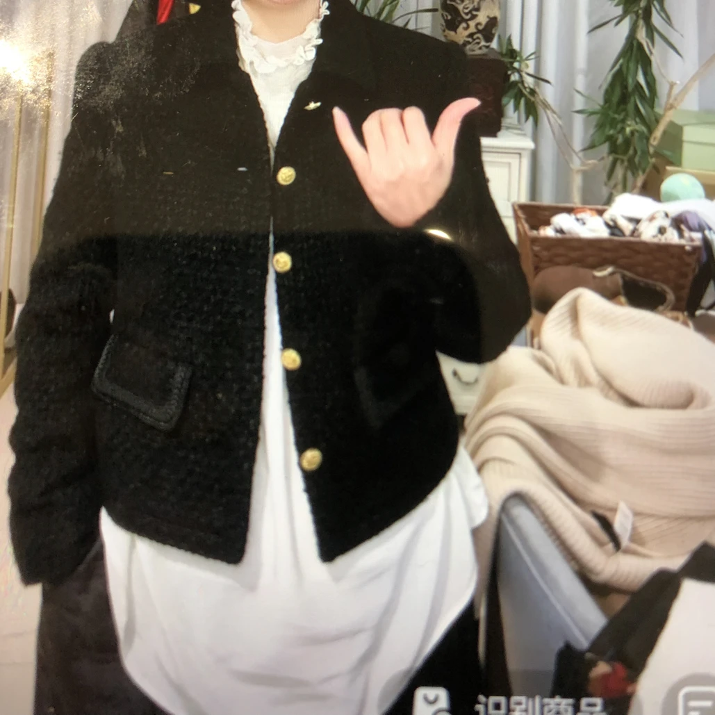 黑色短款小香风外套女粗花呢春秋气质时髦上衣