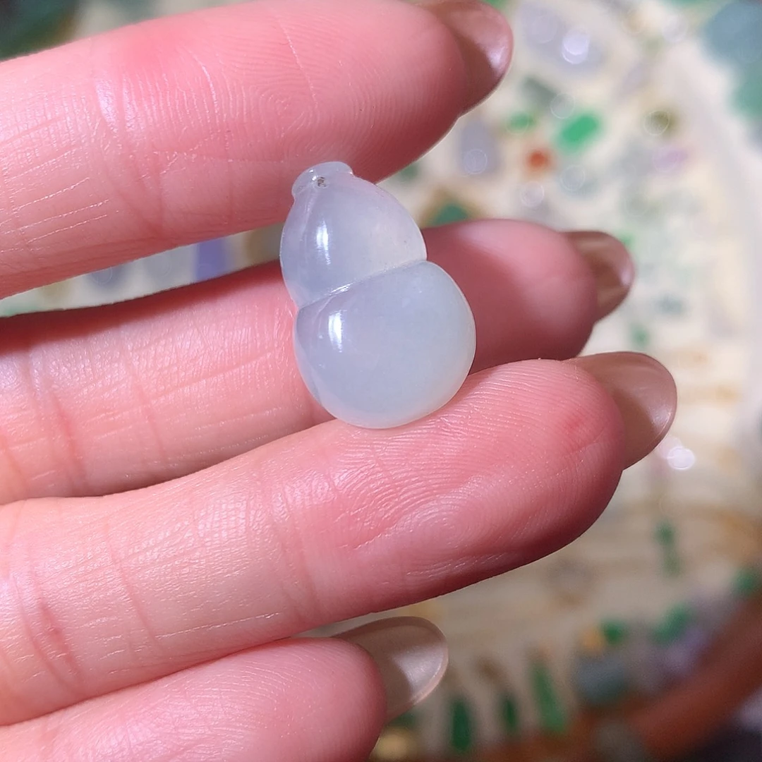 翡翠未镶嵌颈饰冰种葫芦吊坠