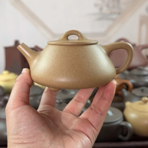 茶壶紫砂墨绿泥料200cc