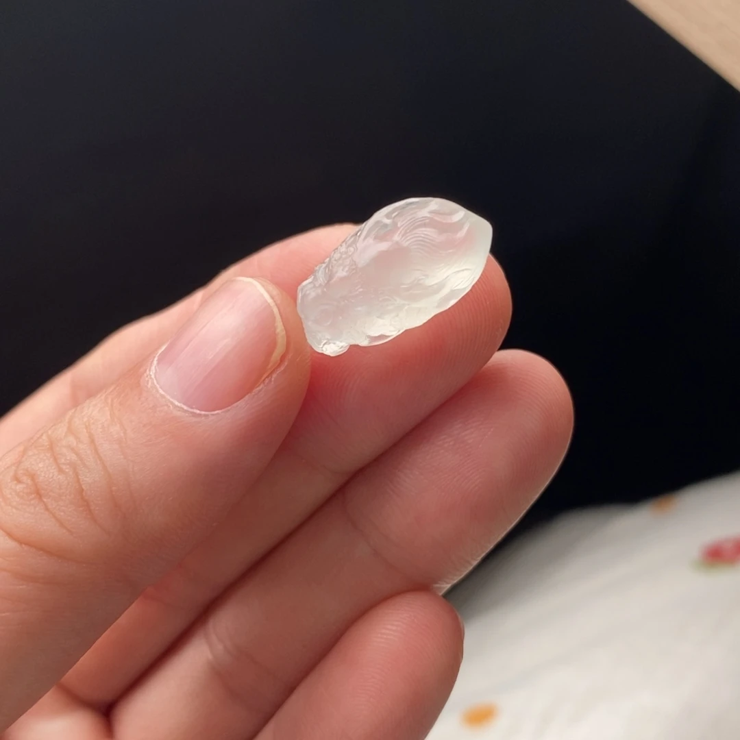 定制翡翠未镶嵌龙头