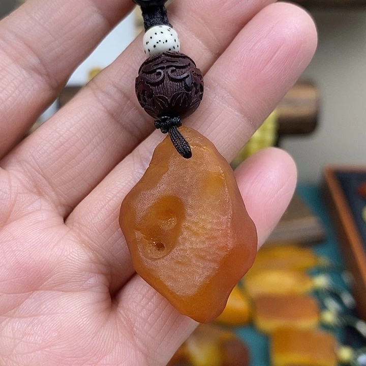 蜜蜡未镶嵌颈饰钥匙扣