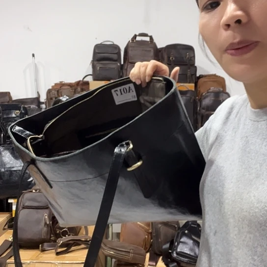牛皮（革）头层牛皮斜挎包040
