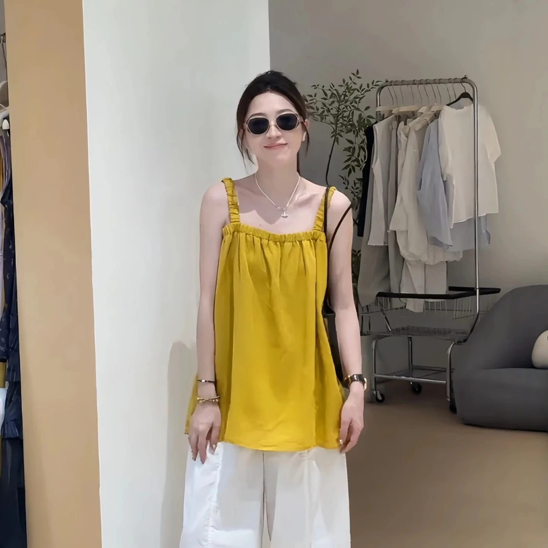 韩系高级感中长款无袖背心女夏外穿黄色显白方领褶皱小坎肩上衣裙