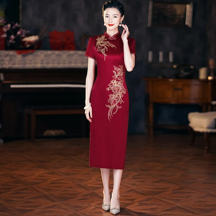 年轻喜婆婆婚宴装旗袍2025年新款醋酸缎刺绣婚礼妈妈礼服洋气6107