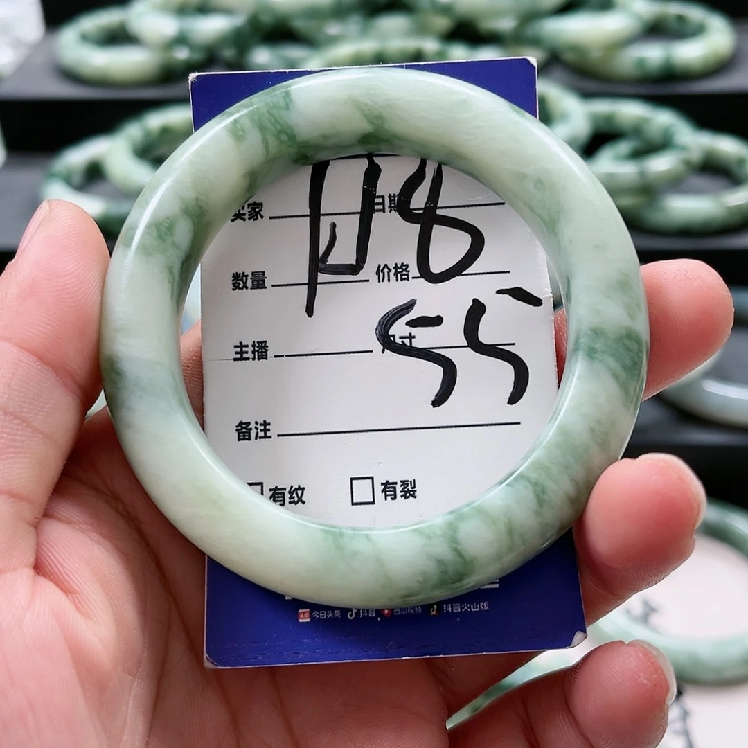 【闪购商品】未镶嵌透闪石-蛇纹石玉手镯