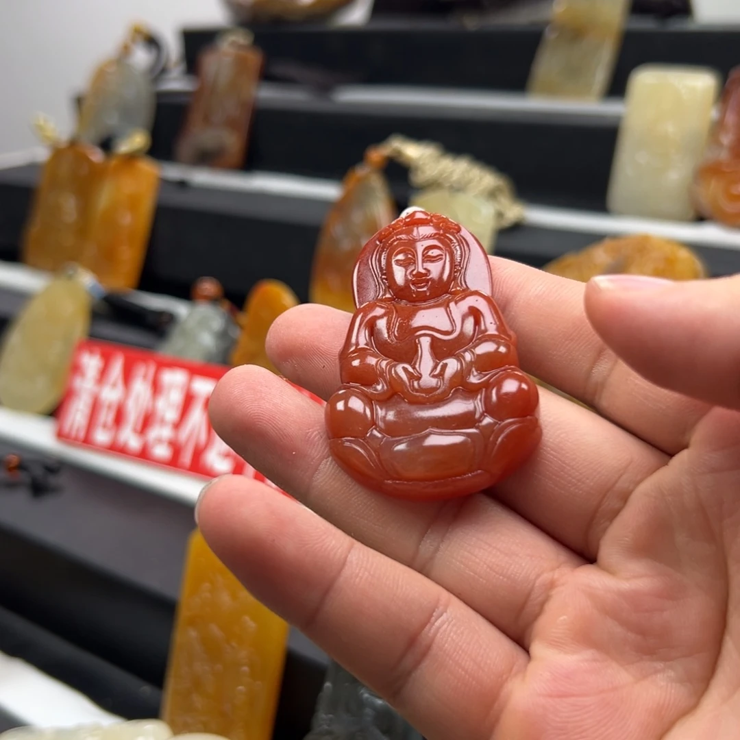 未镶嵌石英质玉（黄龙玉）黄龙玉