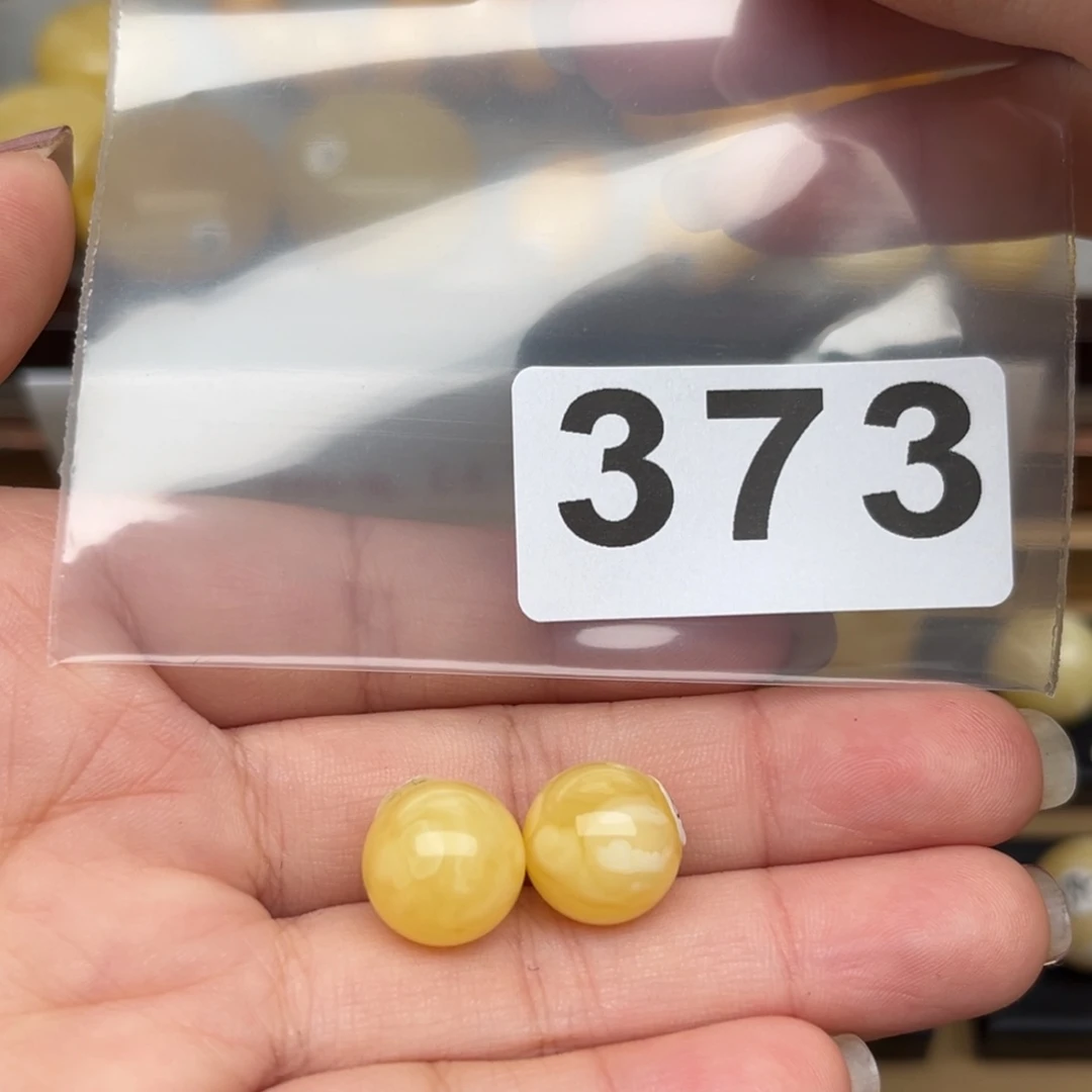 蜜蜡裸石未镶嵌骄**模微瑕12.1