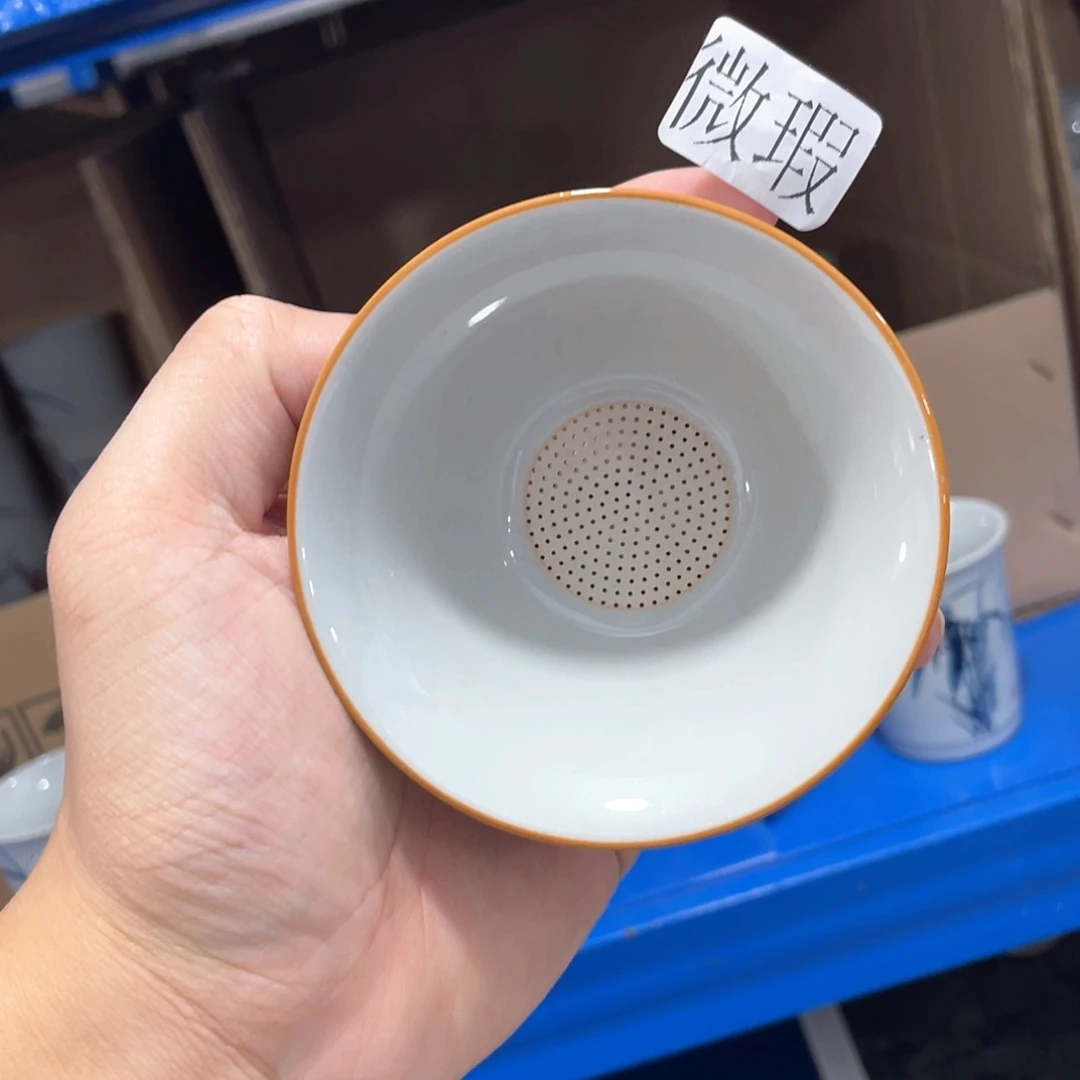 釉下手绘茶具微瑕
