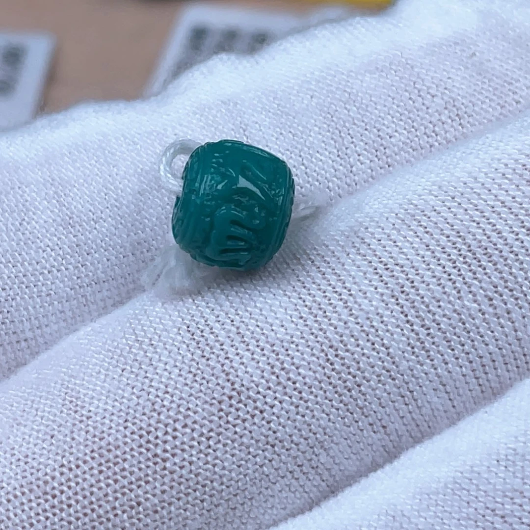 绿松石未镶嵌颈饰8.5mm