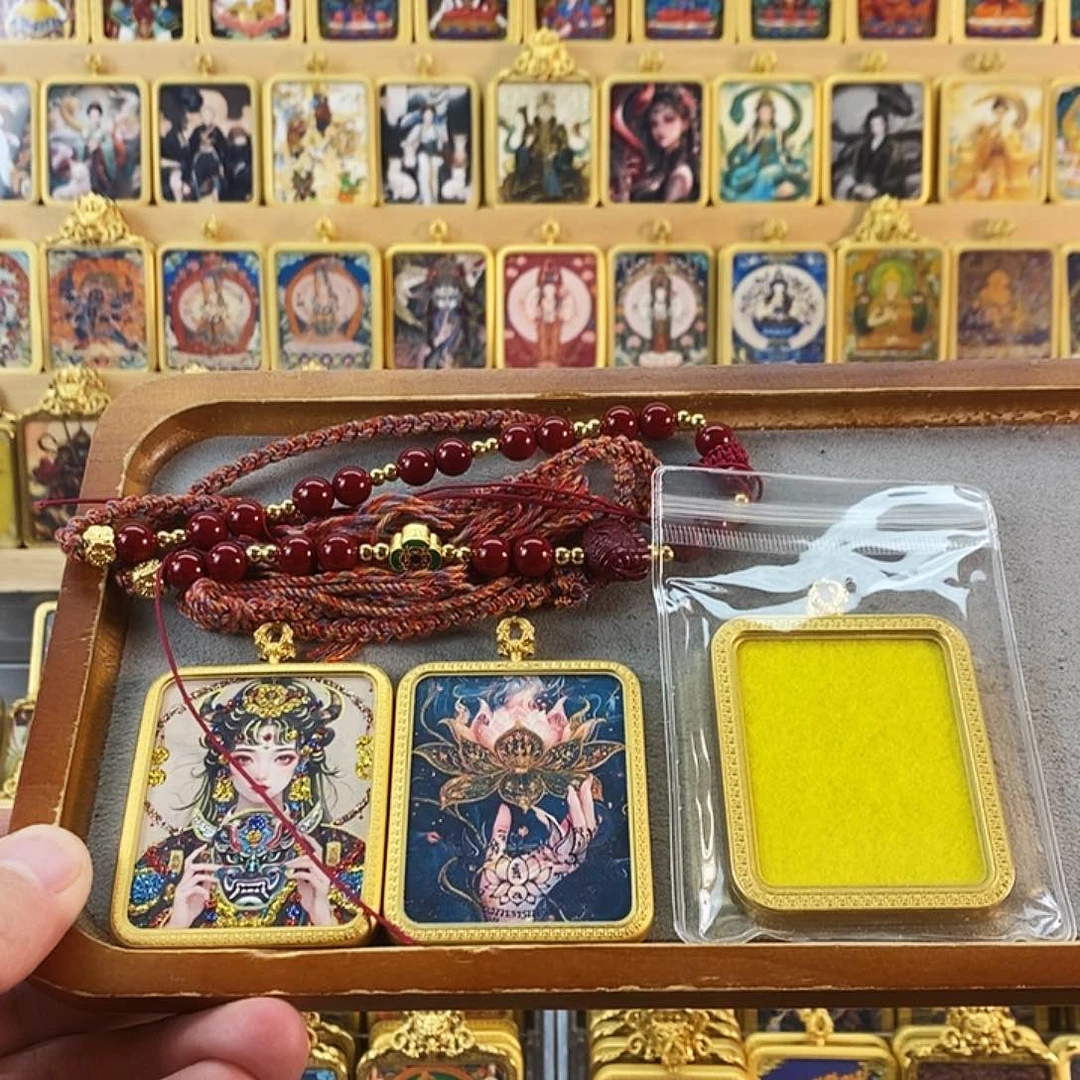 吊坠扎基拉姆莲花手唐卡