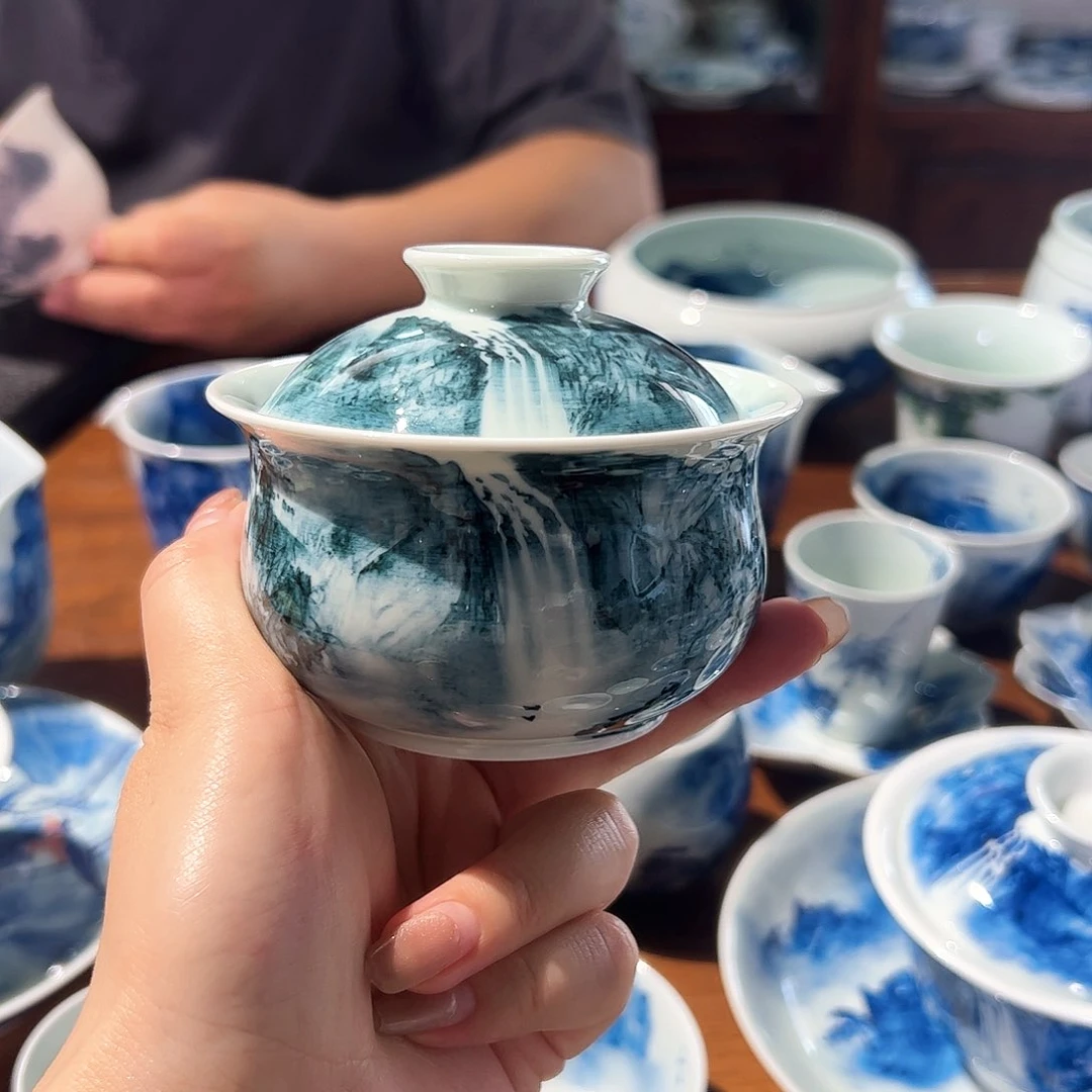 路***、杯青花手绘山水盖碗