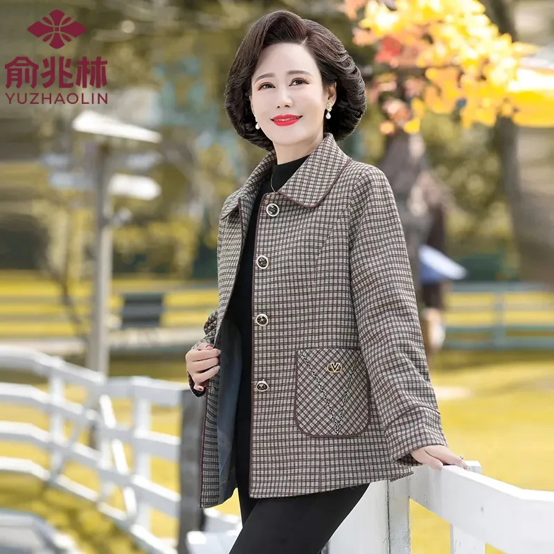 俞兆林妈妈春秋休闲外套2025新款中老年女春季格子上衣短款风衣服