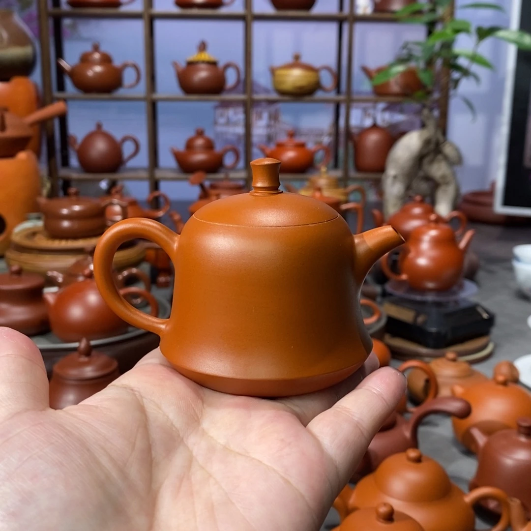 茶壶朱泥陈伟庆鸡蛋黄金钟壶105c