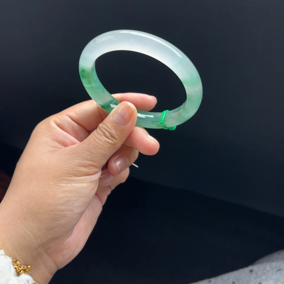 石英质玉未镶嵌手镯非洲翠5960