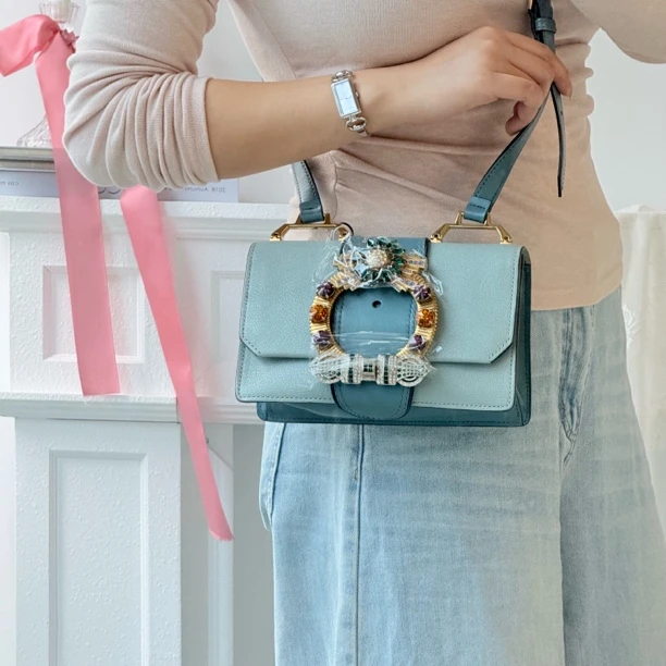 95新 MIU MIU/缪缪 miumiu缪缪湖水蓝太阳花宝石单肩斜挎包