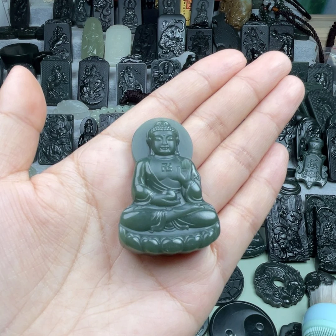 颈饰未镶嵌和田玉