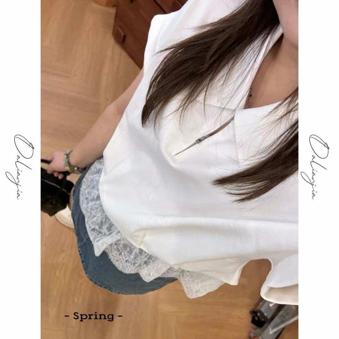 晶咕佳佳【浪漫限定】下摆拼蕾丝拉链翻领上衣显瘦休闲时尚