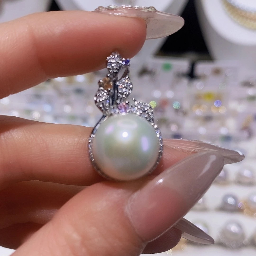 淡水珍珠颈饰合金