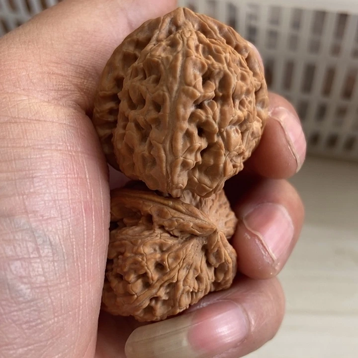 吊坠文玩核桃白狮