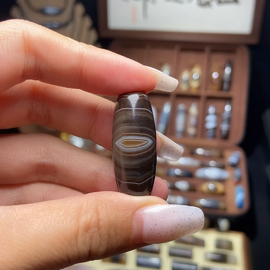 玛瑙/玉髓未镶嵌吊坠(赠链)