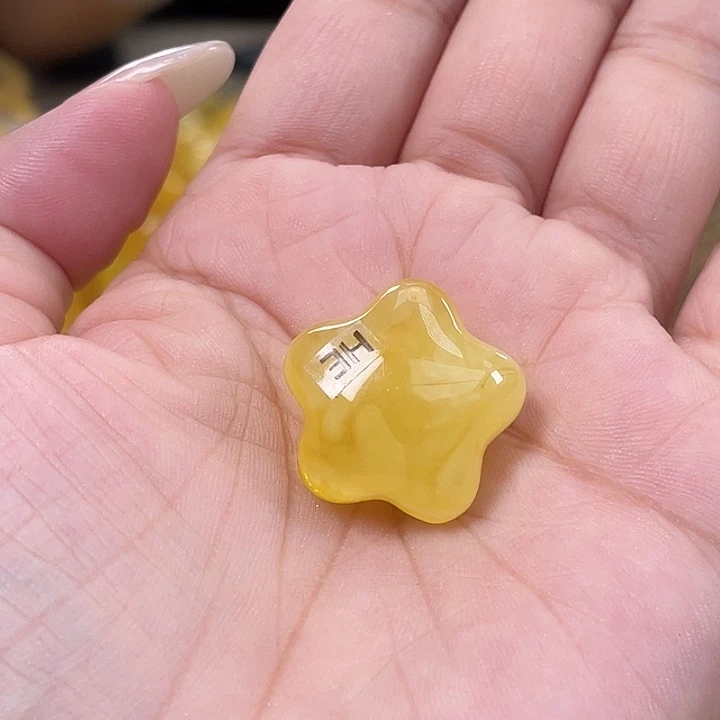 琥珀未镶嵌珠宝奇石琥珀h32