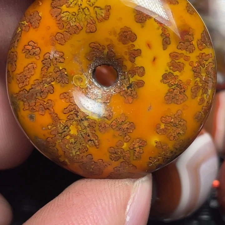 路***人玛瑙/玉髓未镶嵌玛瑙