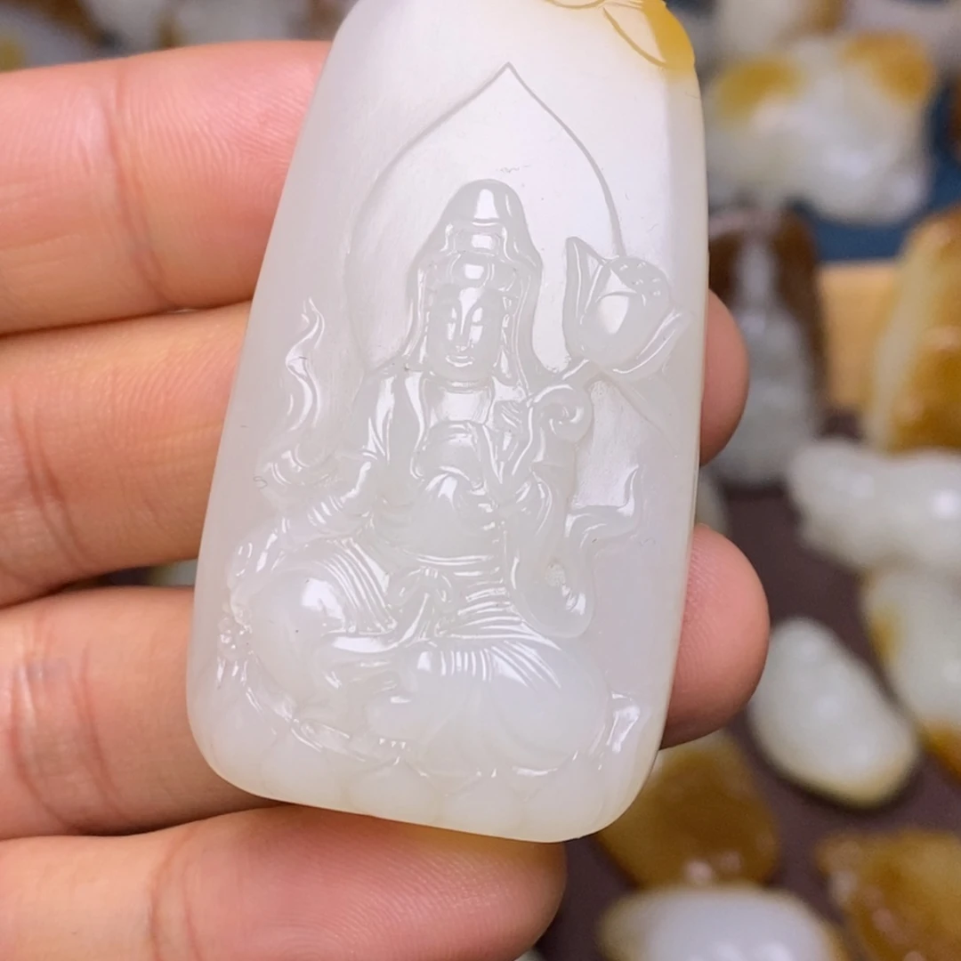 和田玉（糖玉）未镶嵌颈饰