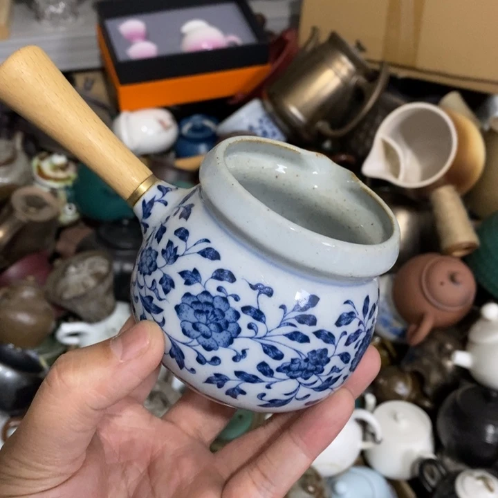 陶瓷艺术品及陶瓷壶