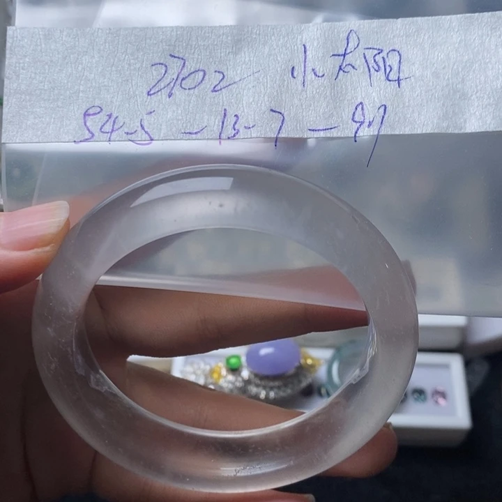 ****）定制石英质玉（非洲翠）不退不换